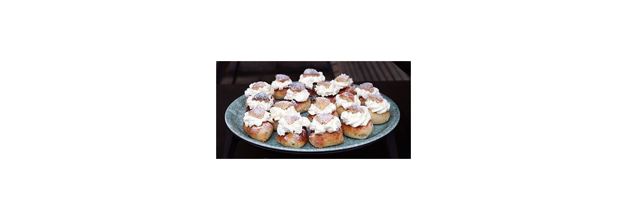 Baka Semlor i Forno Pizzaugn